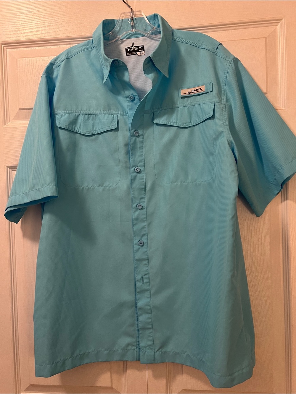 NWOT Men's Habit Short-Sleeve Button-Up Shirt